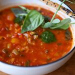 Zuppa di farro e verdure cattolicivegetariani.it