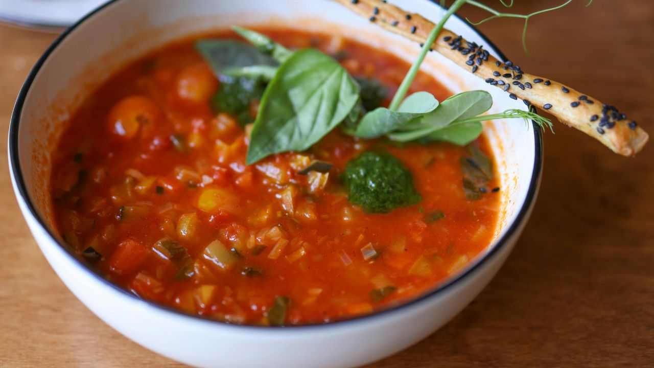 Zuppa di farro e verdure cattolicivegetariani.it